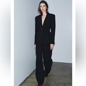 ZARA VIRAL TOPSTITCHED FITTED BLAZER ZW COLLECTION